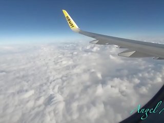 Offentlig airplane blowjob