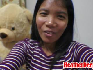 10 semanas grávida tailandesa jovem grávida urze fundo dá broche