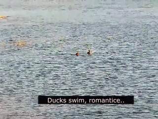 Romantický fajčenie na the pláž na láska s ducks: špinavé film 01 | xhamster