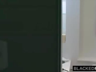 Blackedraw unge dame fucksthe største bbc i den verden