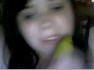 Lover from US deepthroats a banana on chat roulette outstanding