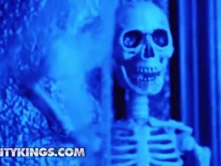 Todellisuus kings - perverssi nahka kisu gianna dior saa halloween helvetin